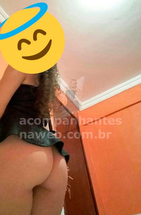 acompanhante doce e sensual de bumbum bonito