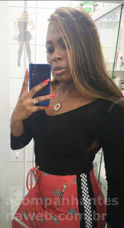 A mulata dos seus sonhos lhe fazendo gozar no celular 11 mulata linda gostosa sexo virtual bia brandao 15