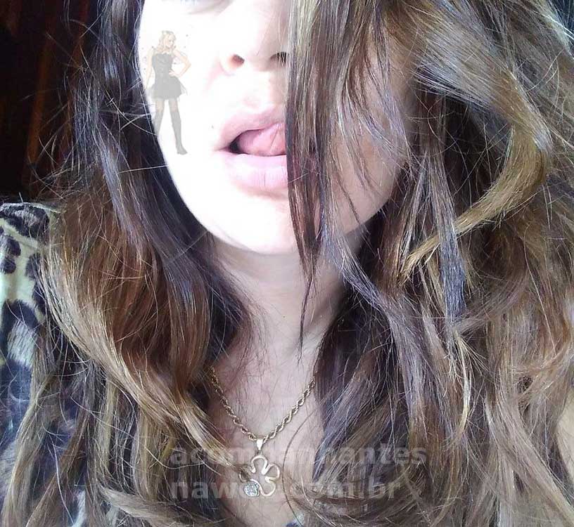 Loira branca bonita simpática safada e sensual 14 sexo online video chamadas kira 7