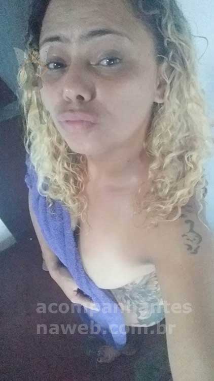 Loirinha linda e safada, faço inversão 4 garotqa de programa fortaleza liah