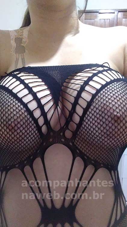 Loira branca bonita simpática safada e sensual 14 sexo virtual acompanhante mulherao kira 5