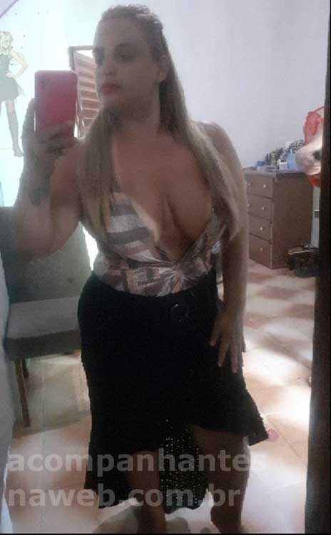 Loira TOP quer fazer você gozar no celular 20 puta virtual loira exuberante izadora 5