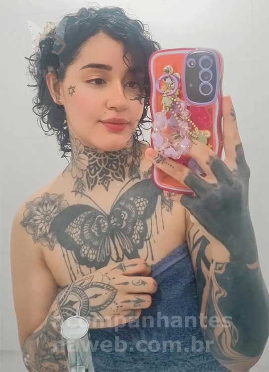 acompanhante virtual oriental tatuada bonita shizuka